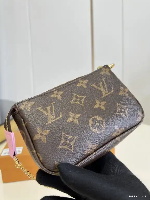 AAA Replica Ru LOUIS VUITTON POCHETTE ACCESSOIRES MINI 0514